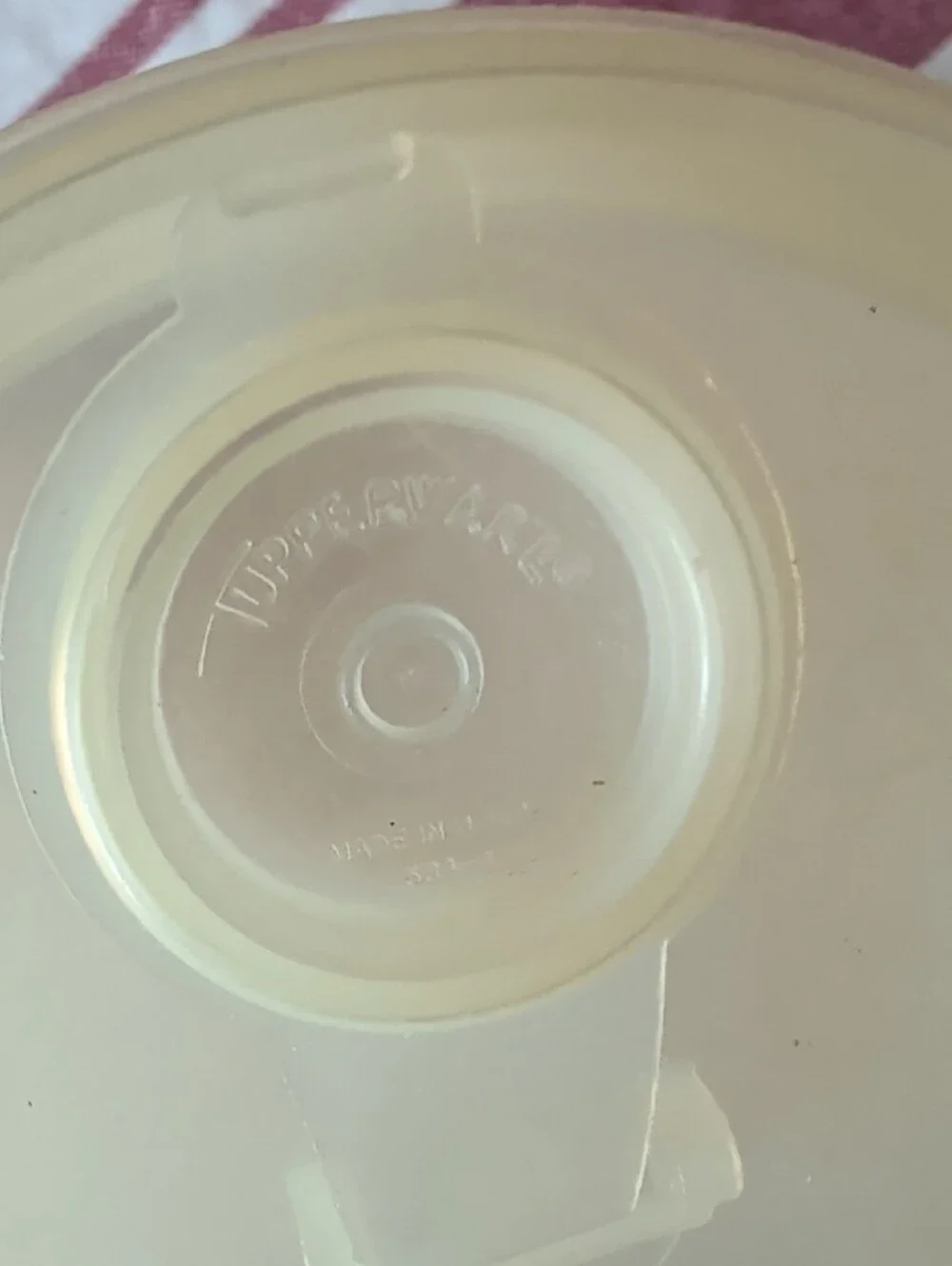 Vintage Tupperware Juice Storage Canister with Pour Spout Lid 70s